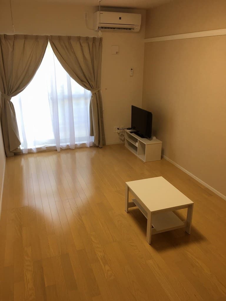 Room image 10