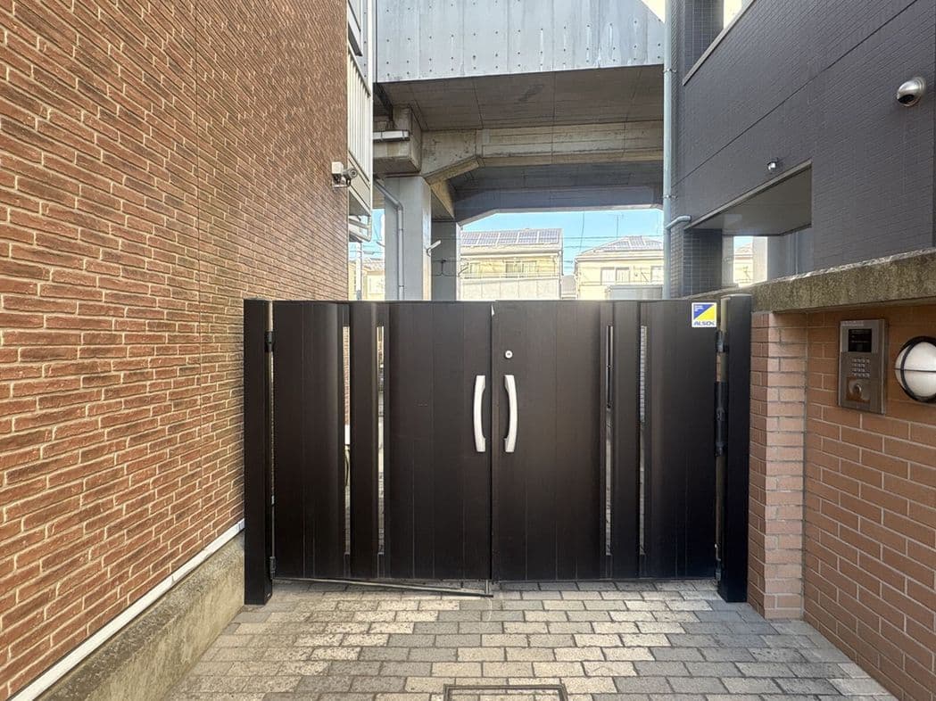 Room image 13