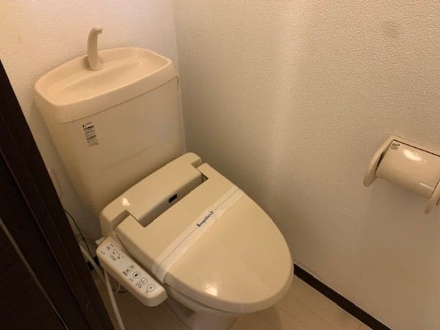 Room image 9