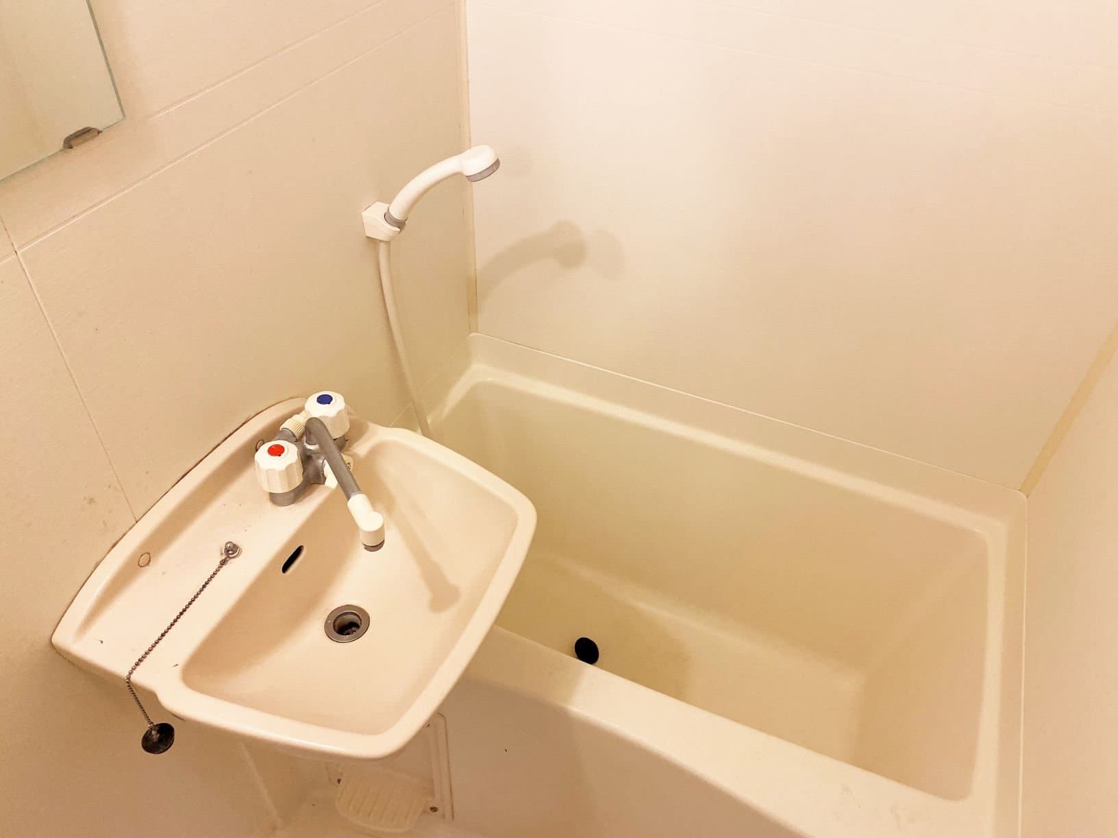 Room image 12
