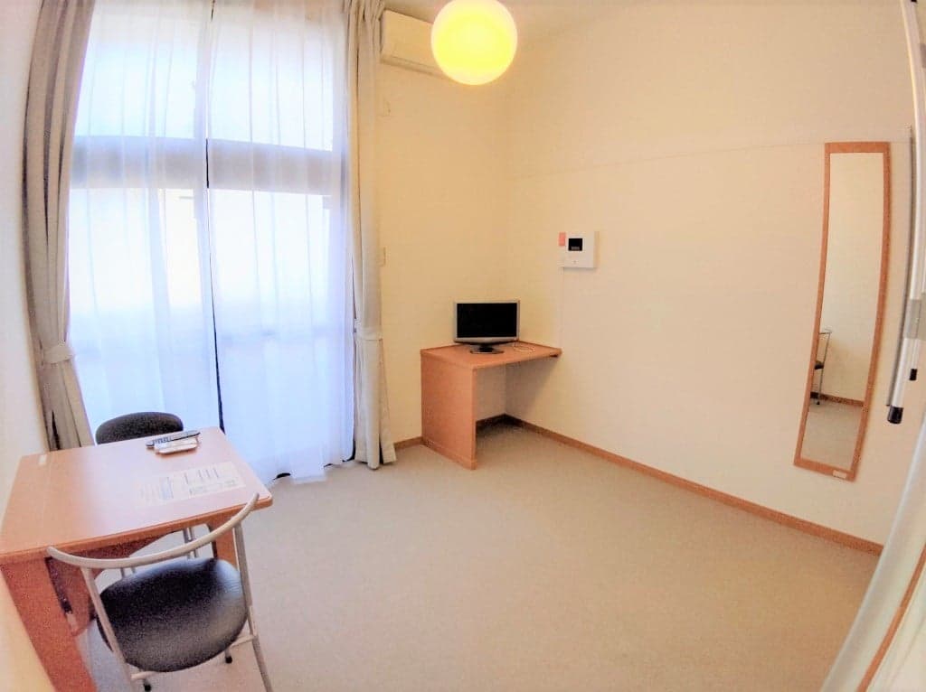 Preview interior of leopalace Bandai