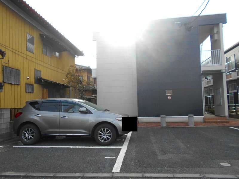 Room image 11
