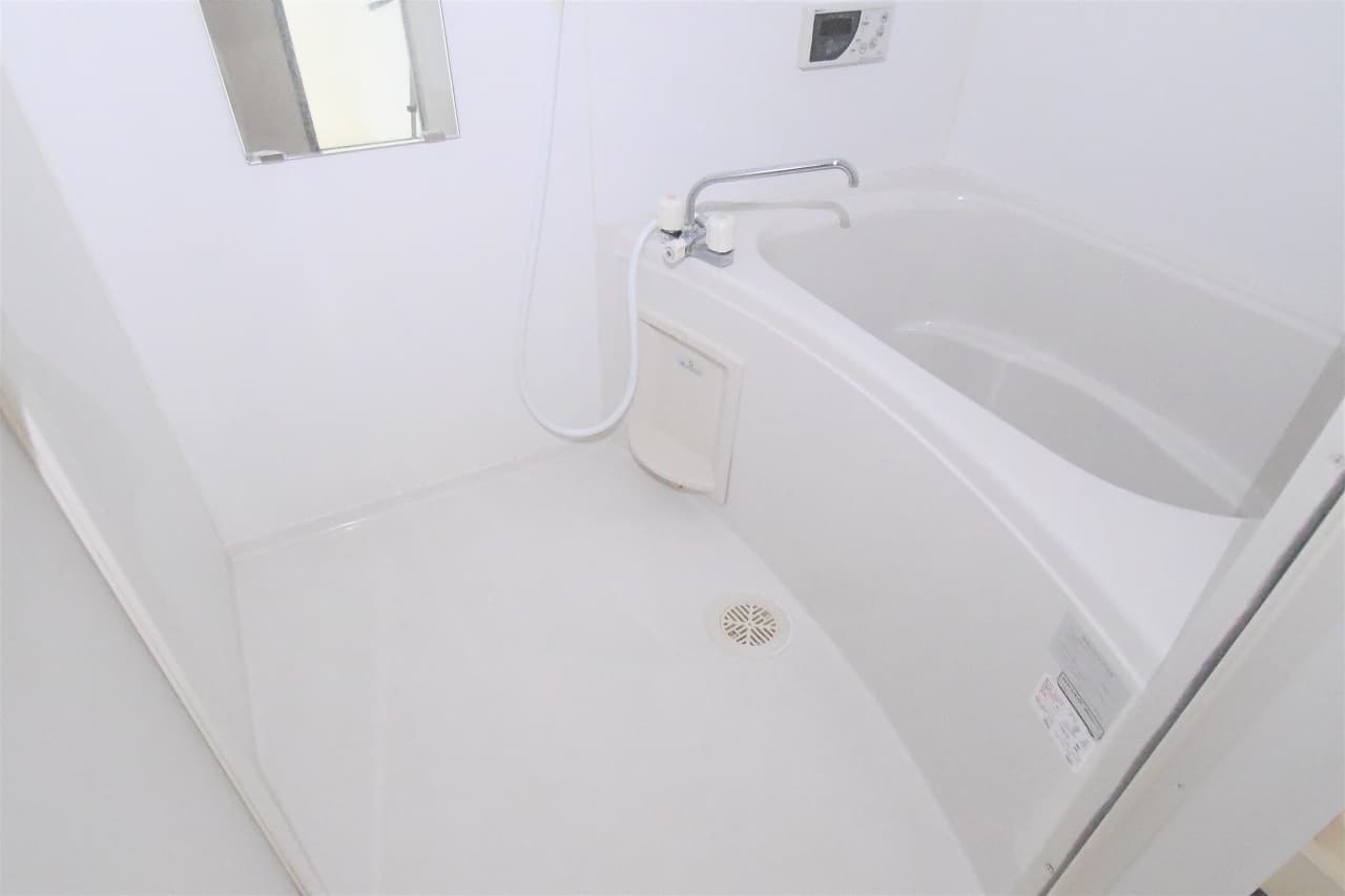 Room image 13