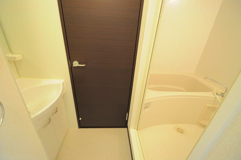 Room image 12