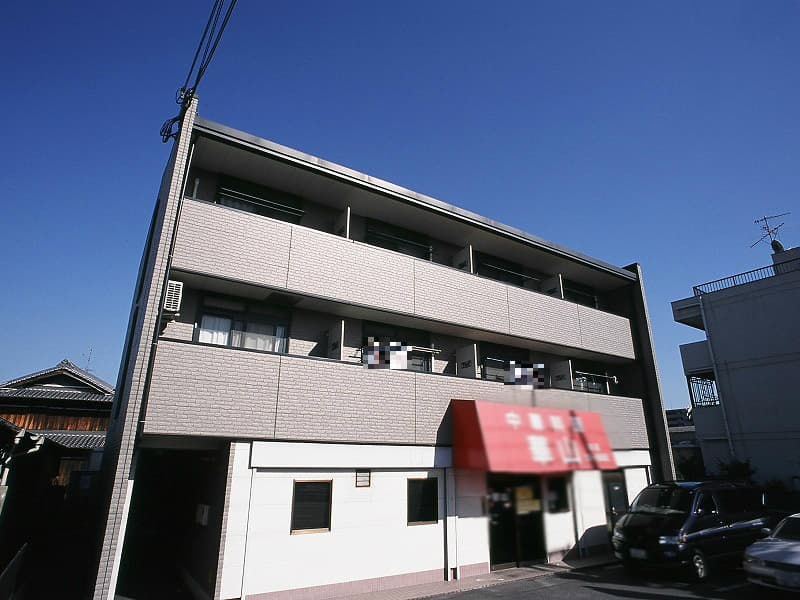 Main exterior of leopalace TABUCHI
