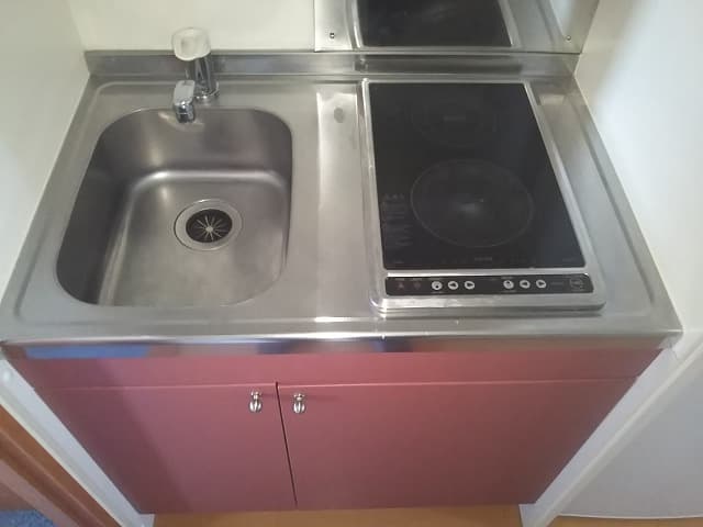 Room image 12