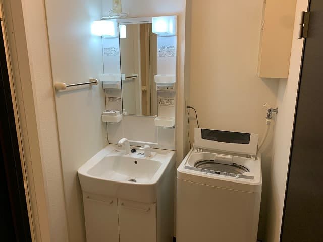 Room image 10