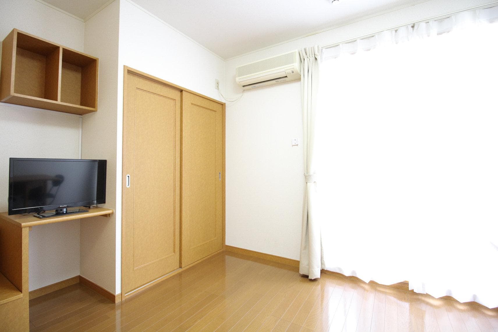Preview interior of leopalace Yamasaka