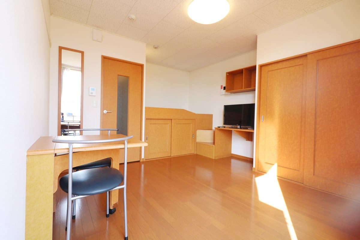 Room image 11