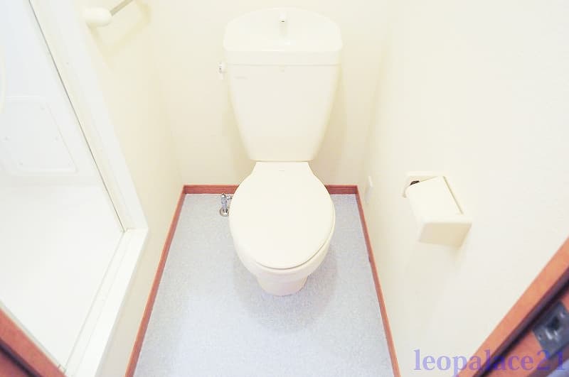 Room image 9