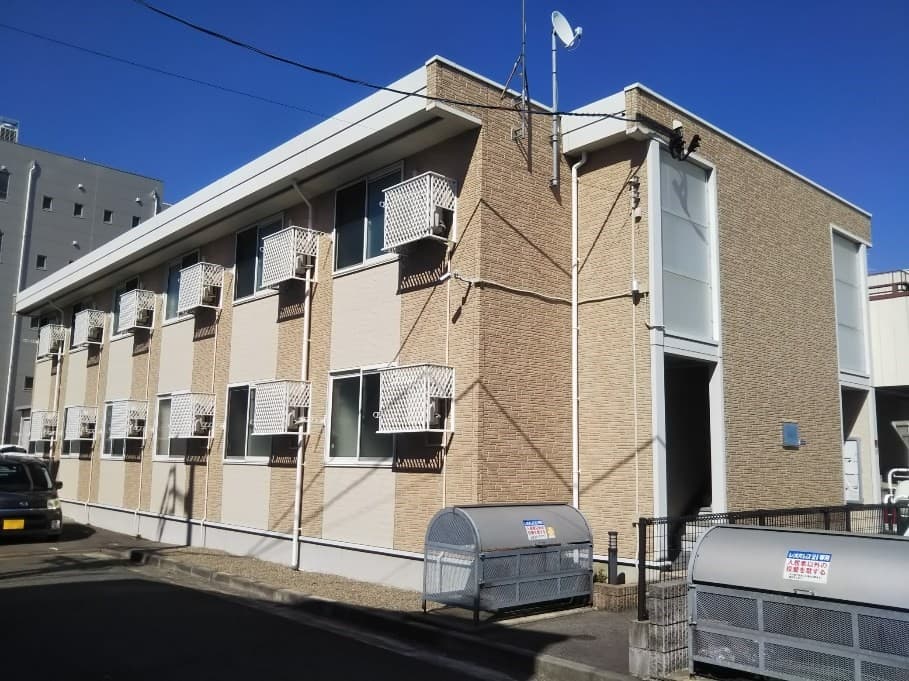 Main exterior of leopalace Luminous US