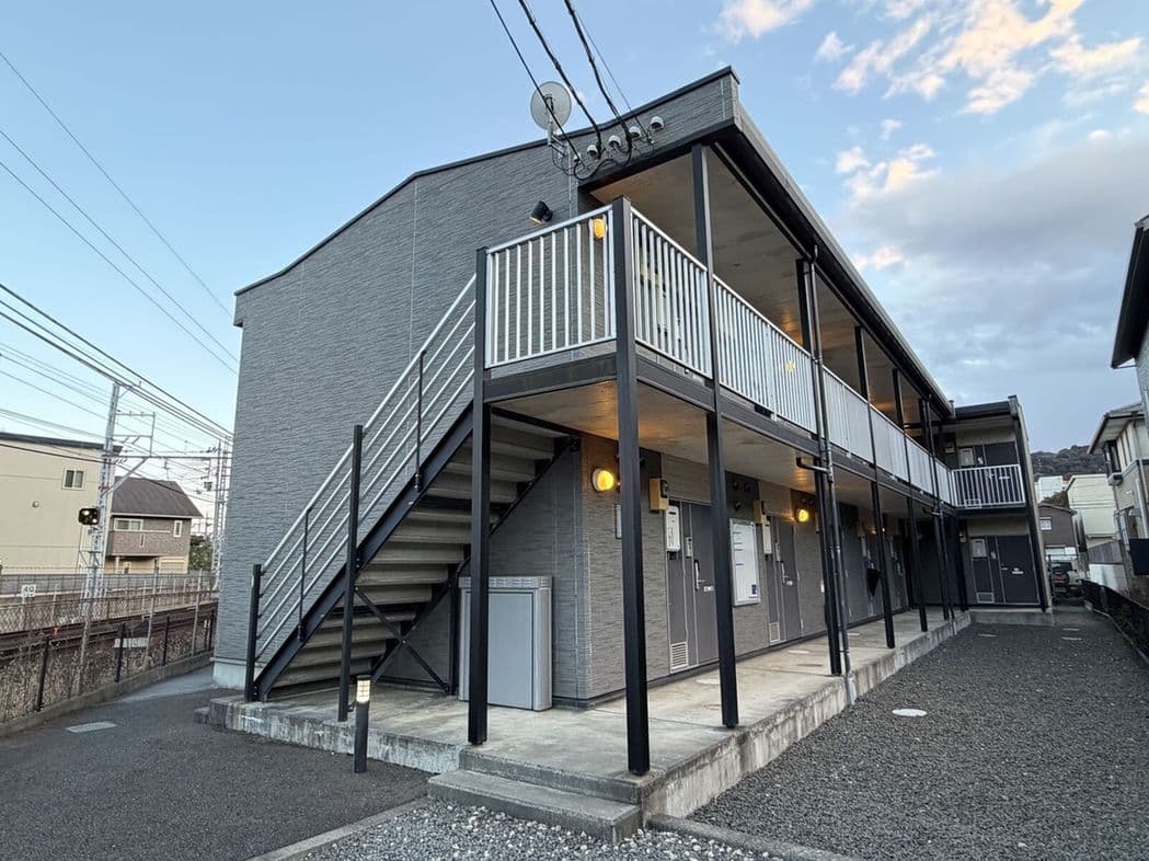 Main exterior of leopalace Hama Otsu