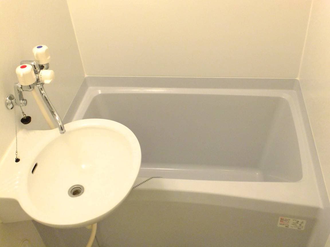 Room image 11