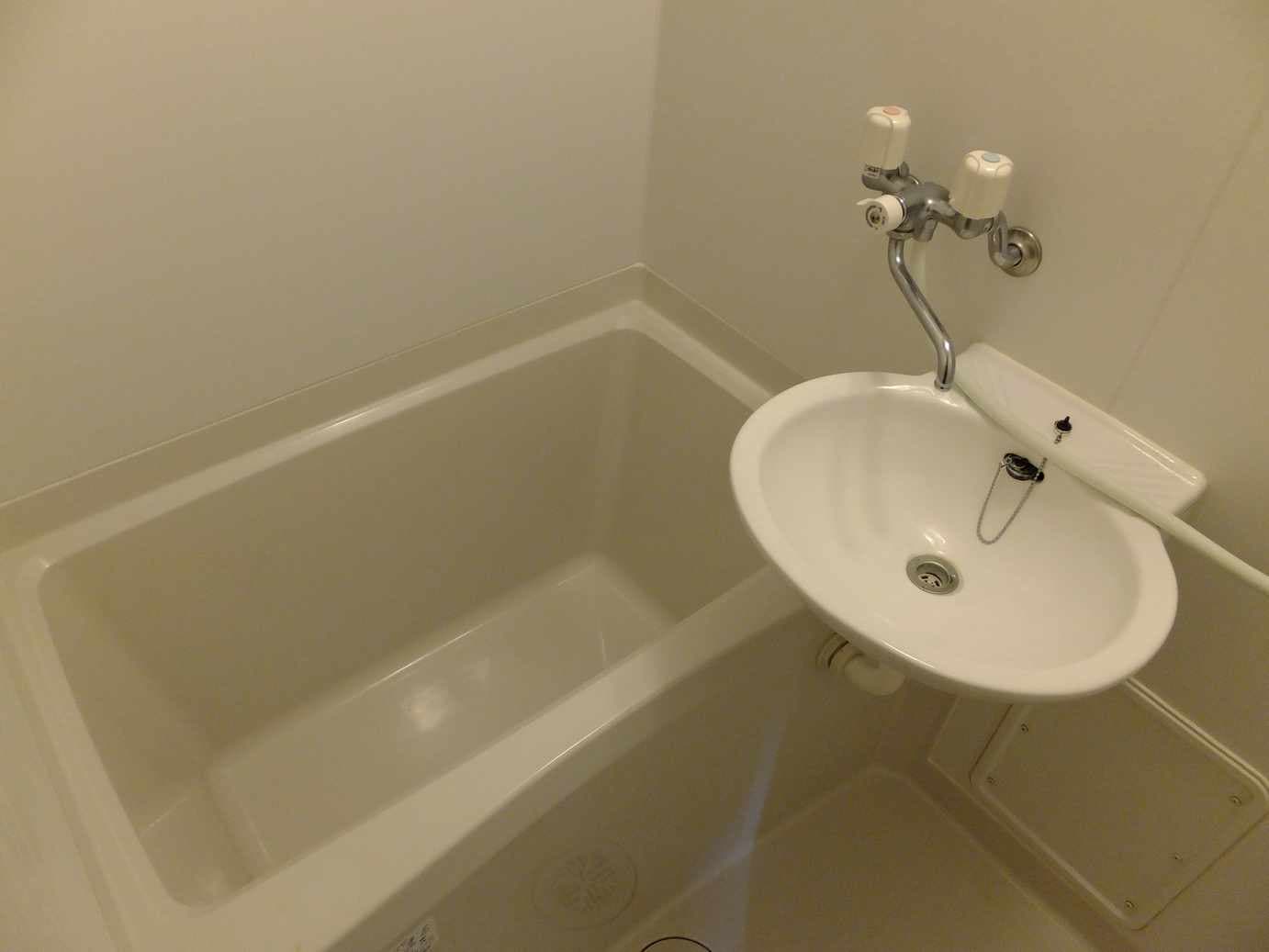 Room image 9