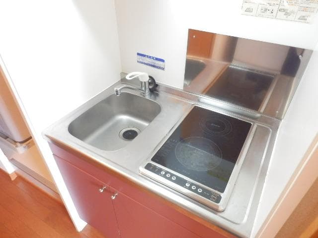 Room image 10