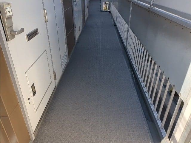 Room image 15