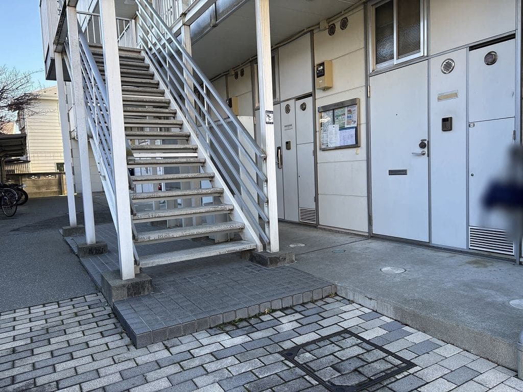 Room image 11
