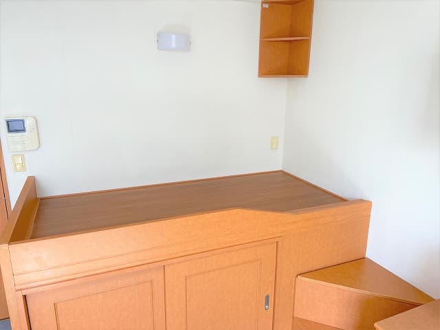 Room image 11