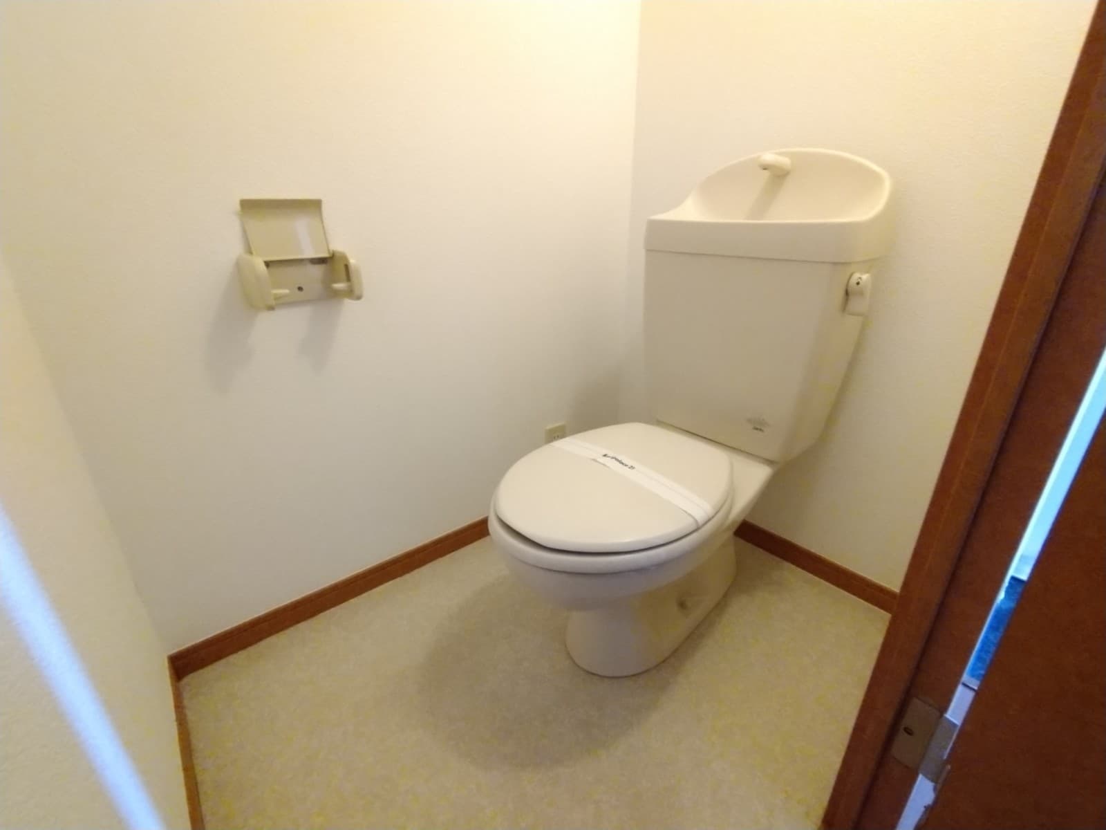 Room image 10
