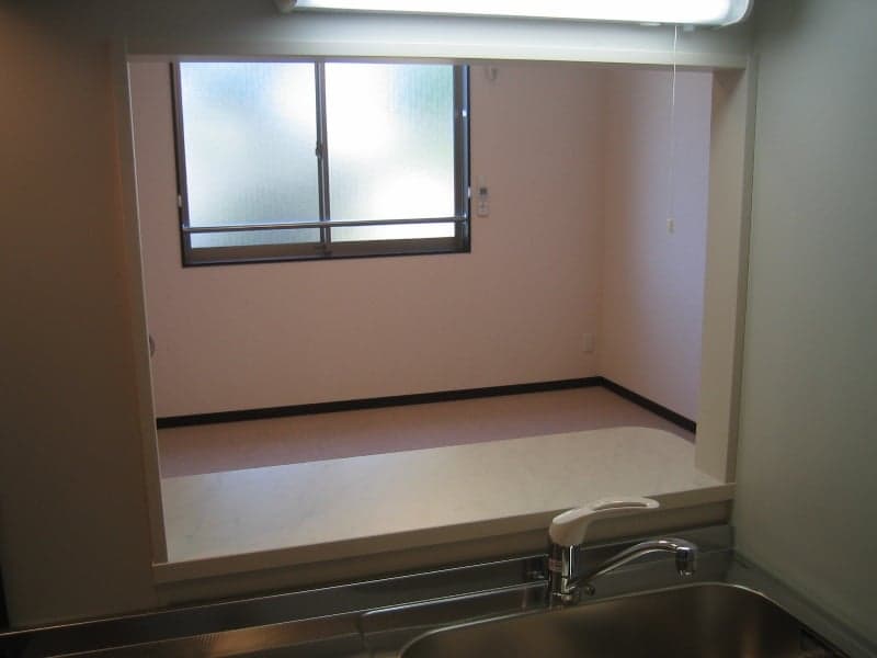 Room image 13