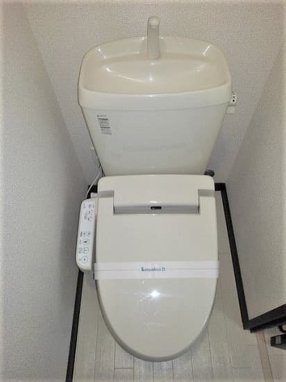 Room image 12