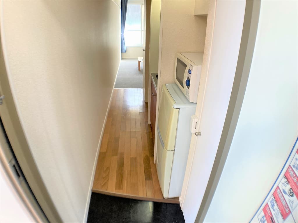 Room image 8