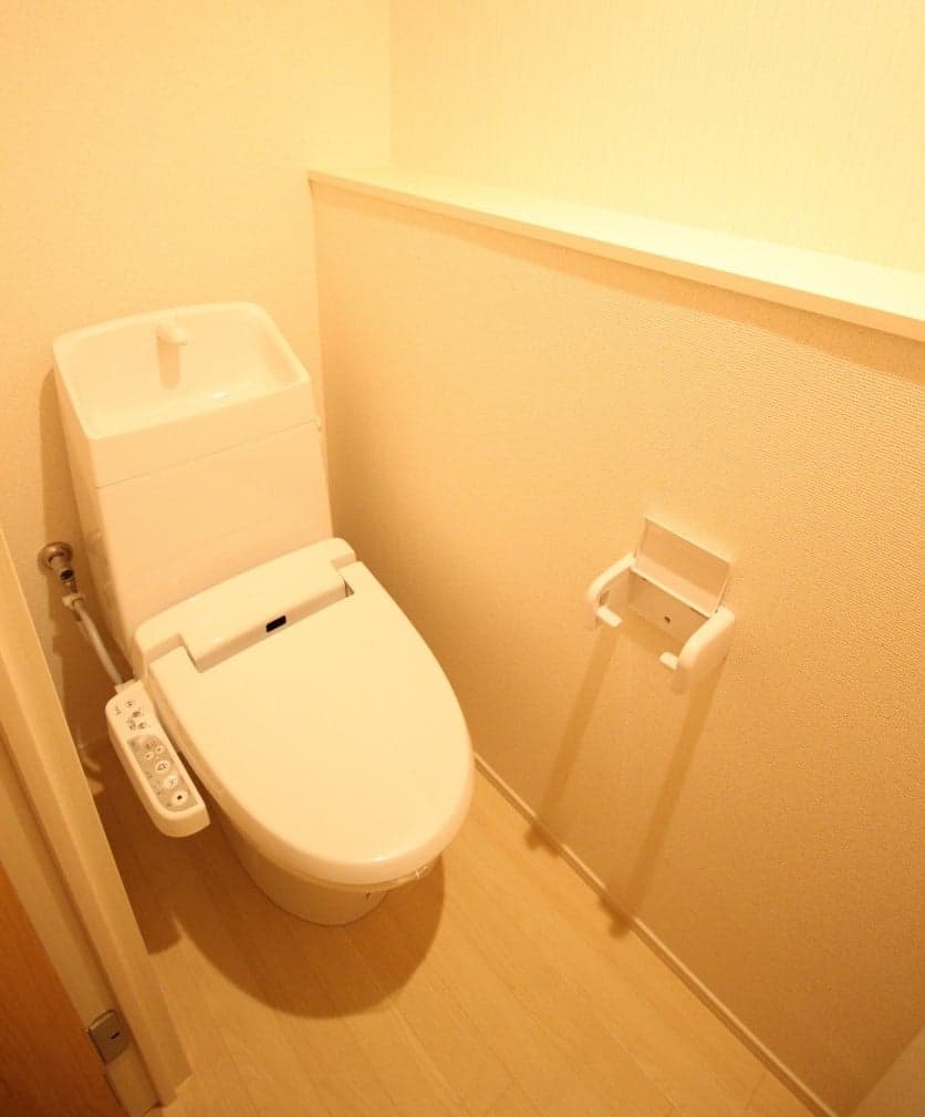 Room image 10