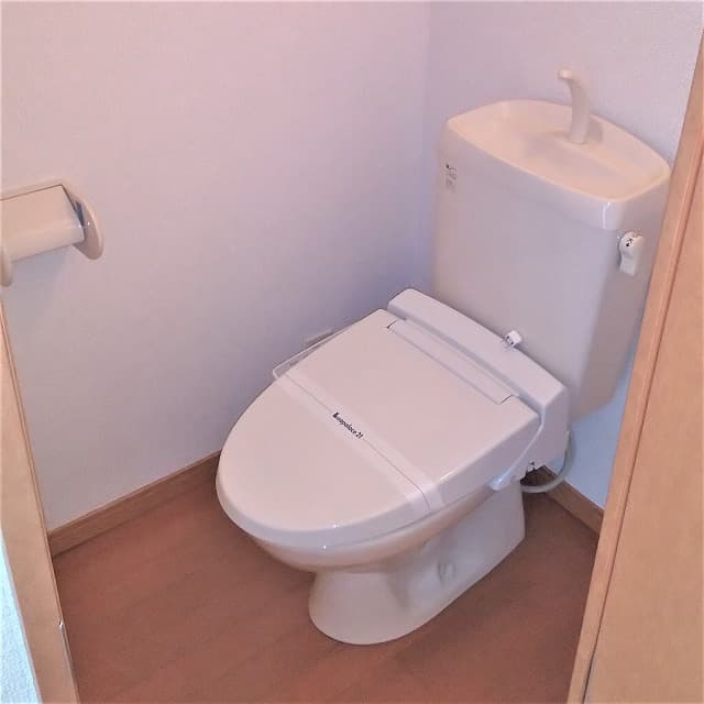 Room image 12