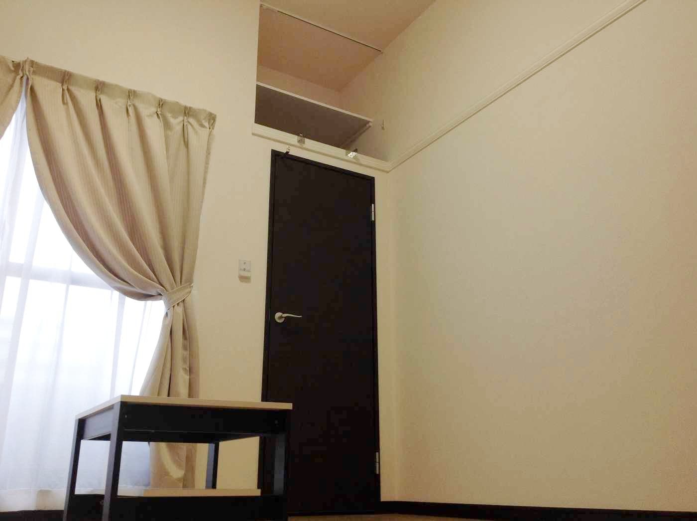 Preview interior of LEONEXT Hills Ban