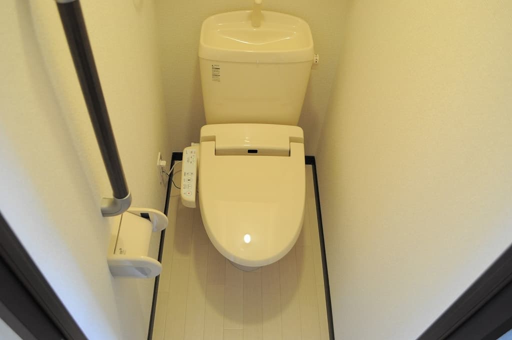 Room image 10