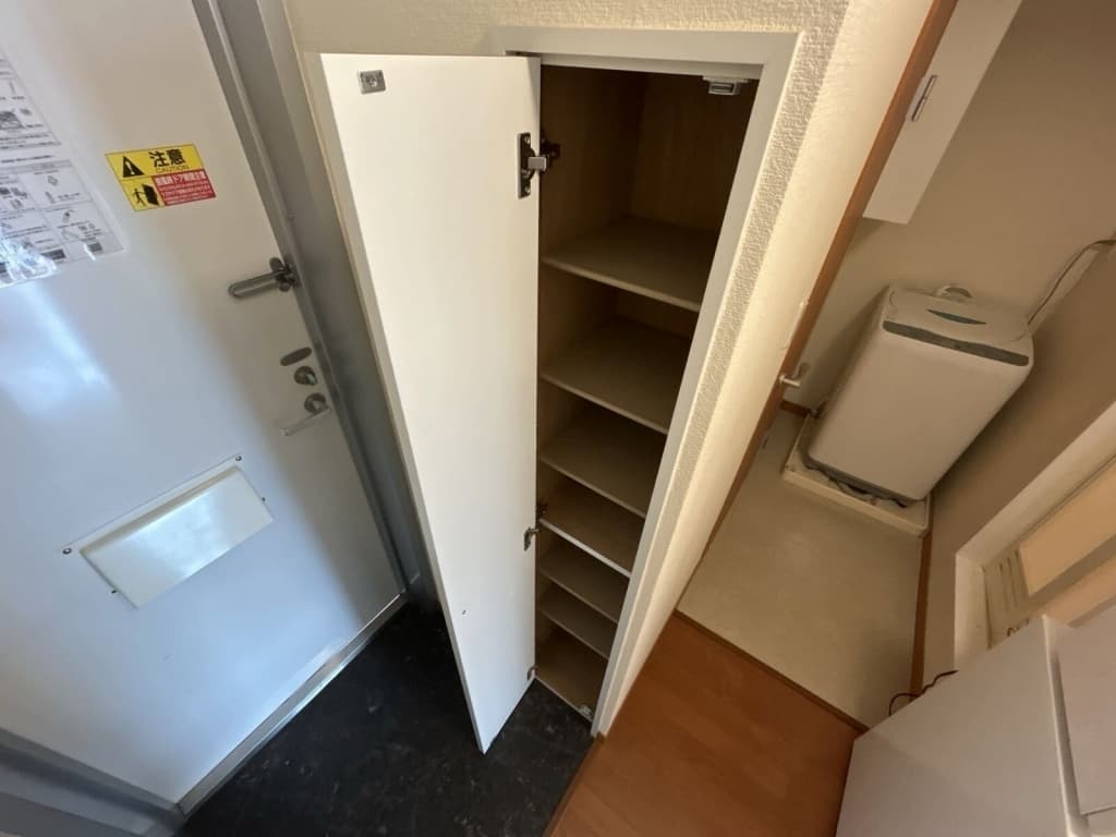 Room image 13