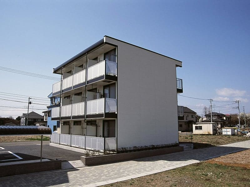 Main exterior of leopalace Exceed