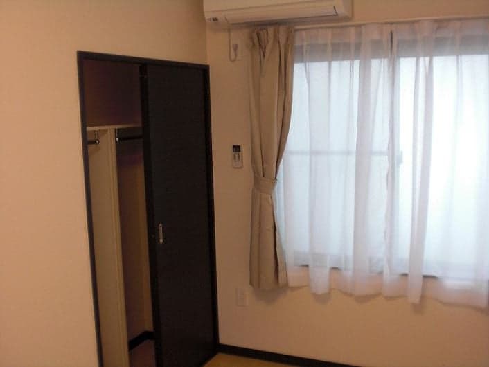 Room image 14