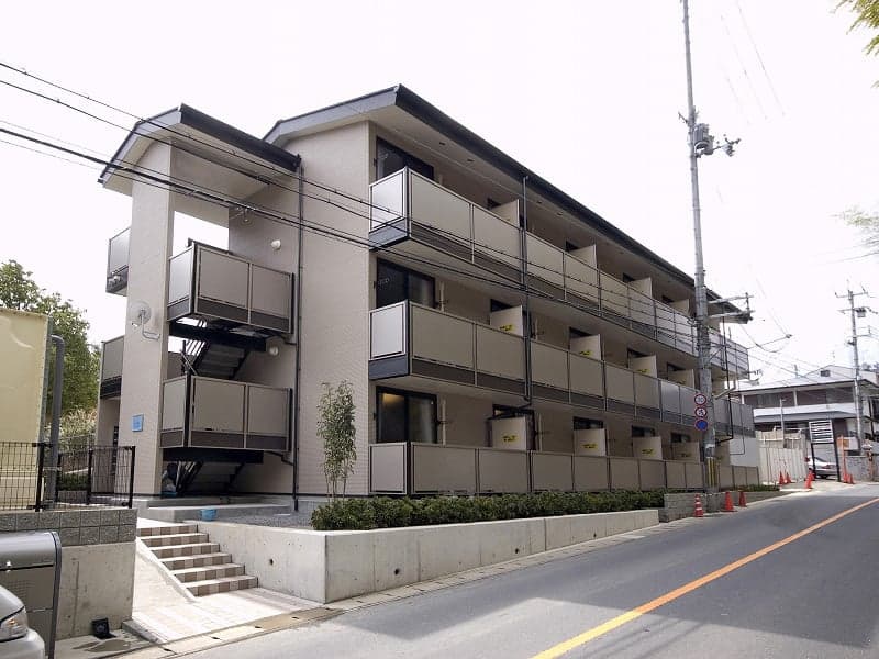 Main exterior of leopalace Forest Katsurazaka