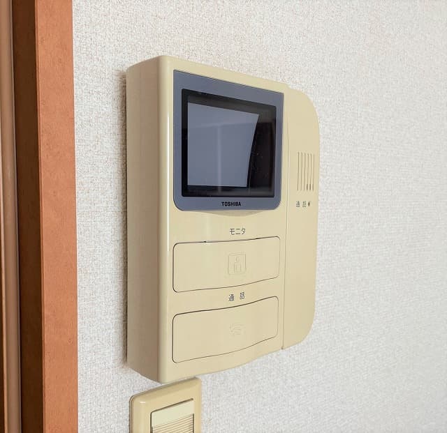 Room image 10