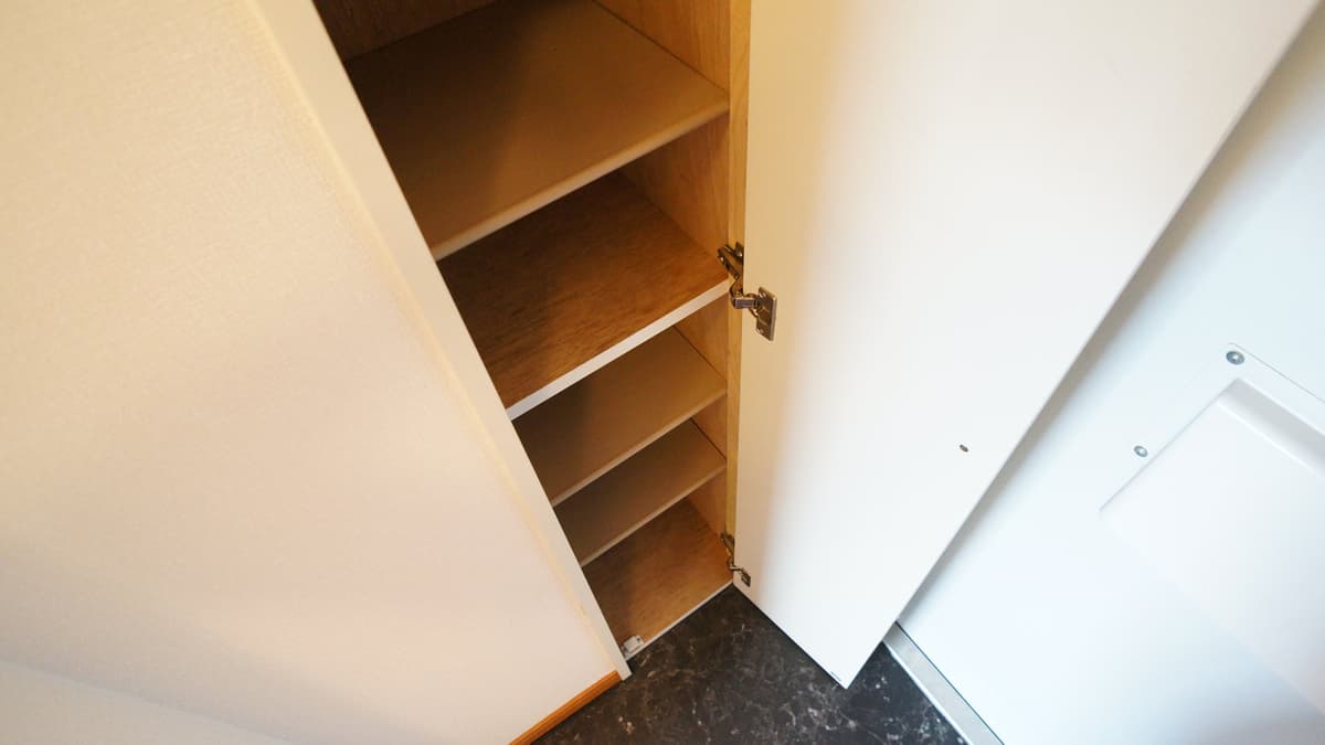 Room image 11
