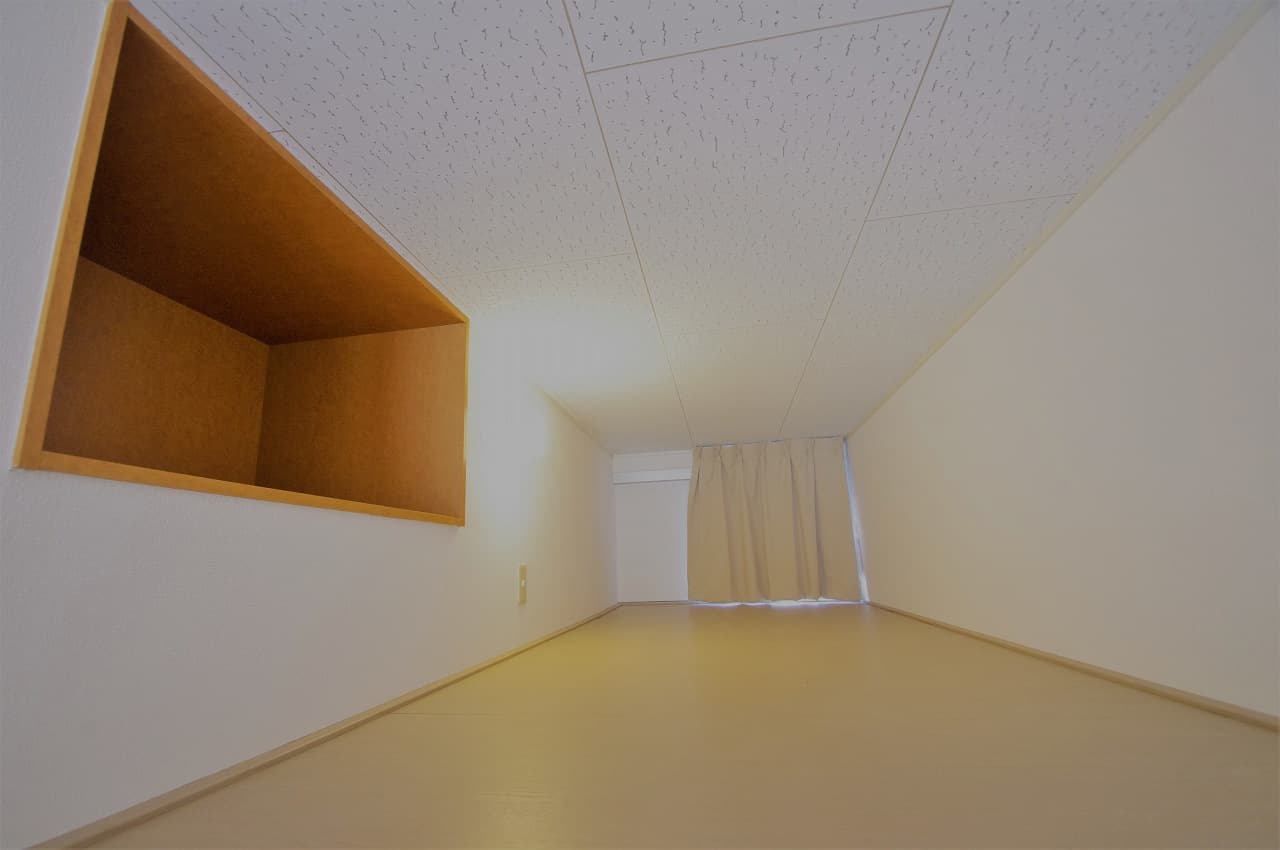 Room image 8