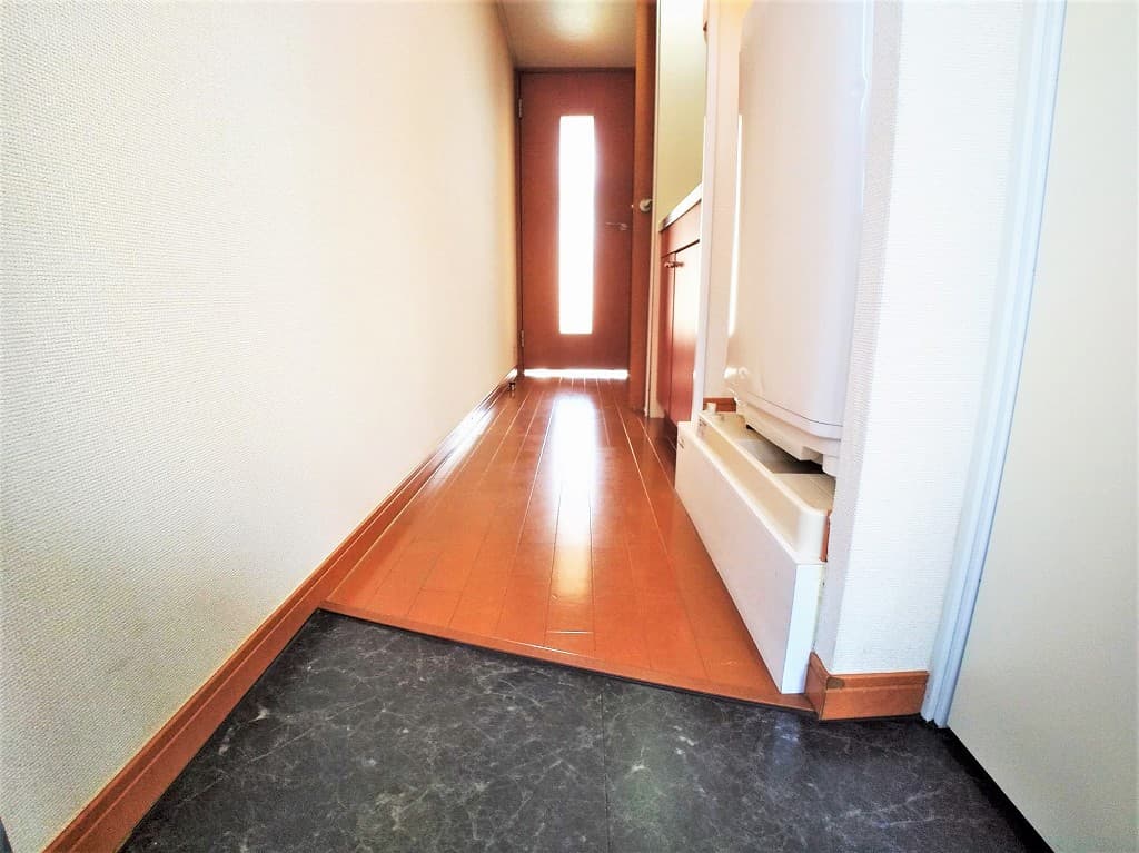 Room image 15