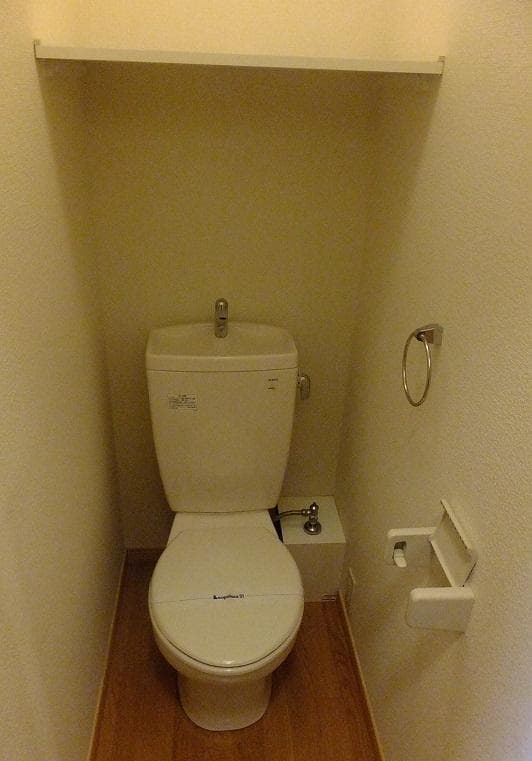Room image 15