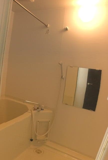 Room image 8