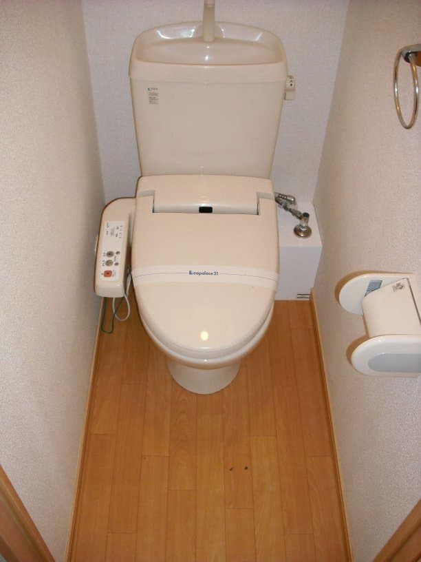 Room image 9
