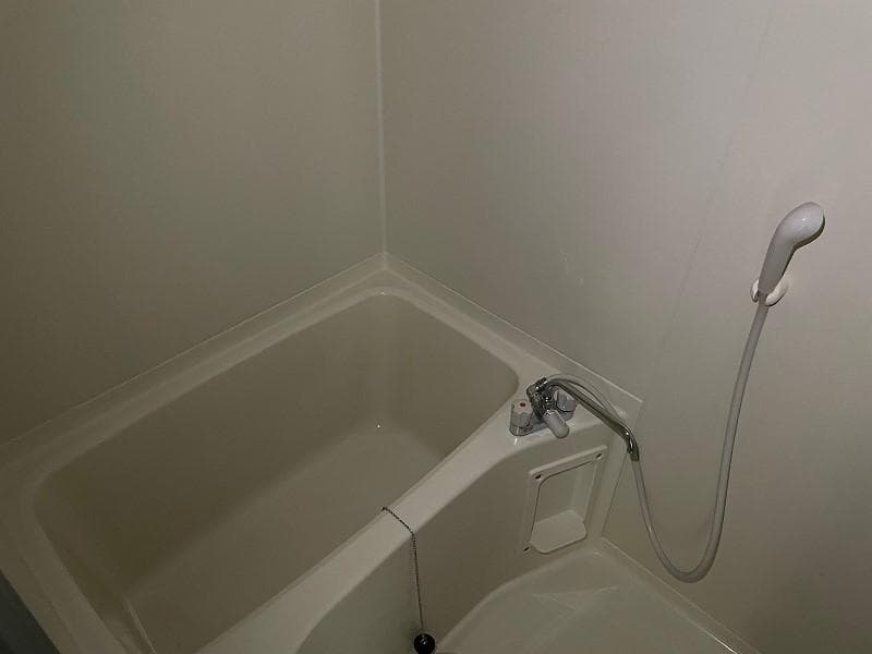 Room image 11