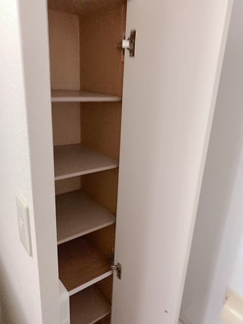 Room image 8