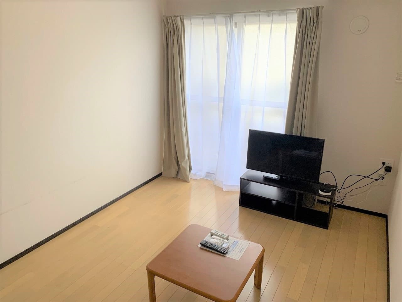 Room image 11