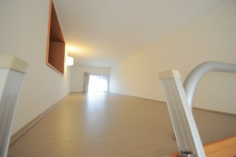 Room image 11
