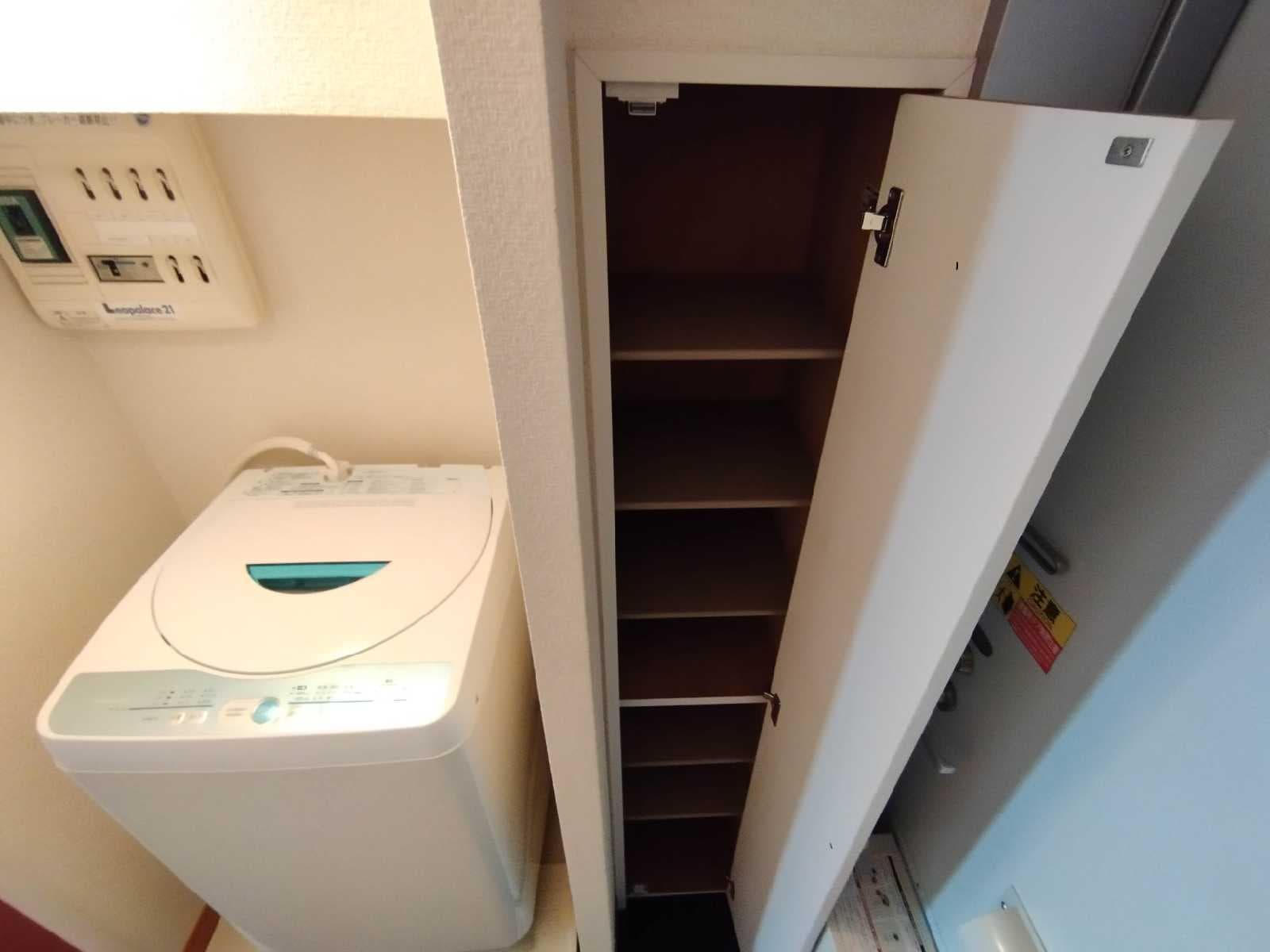 Room image 14