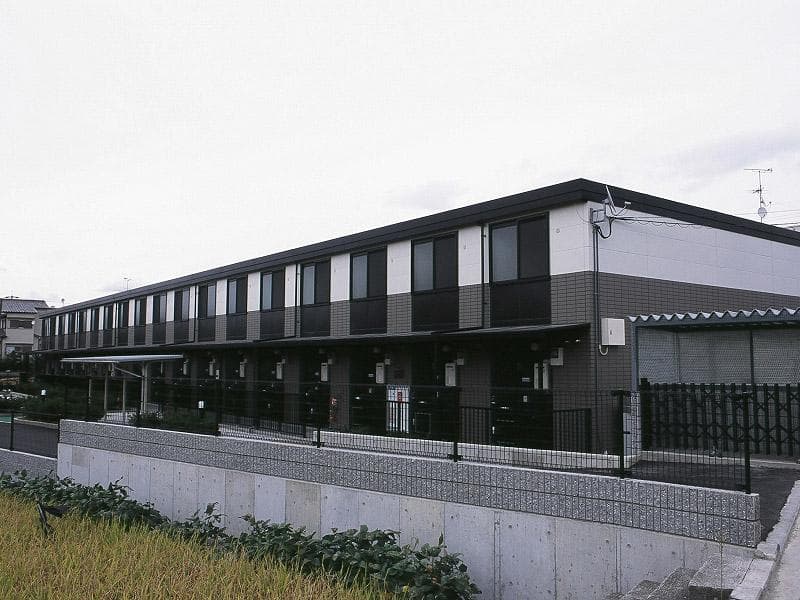 Main exterior of leopalace Charmant II