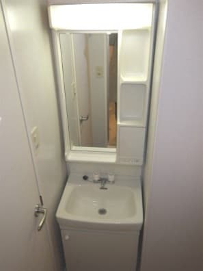 Room image 13
