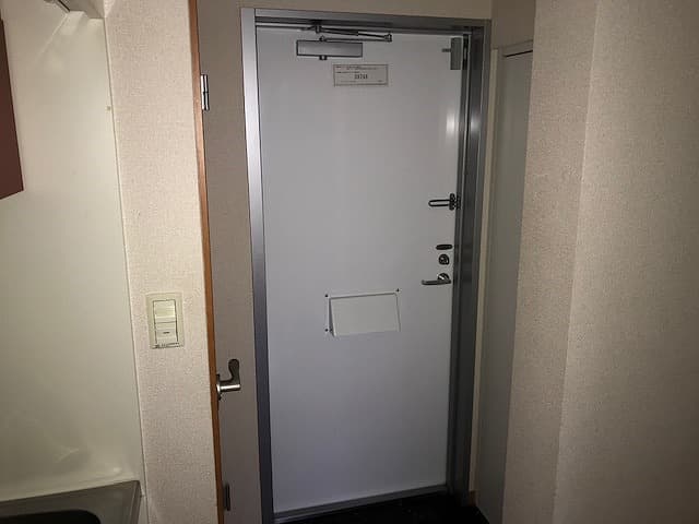 Room image 9