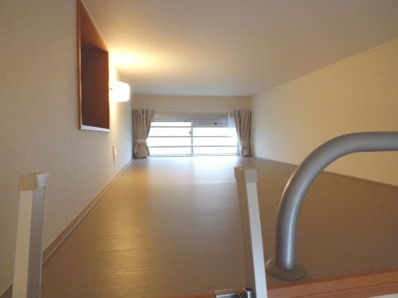 Room image 10